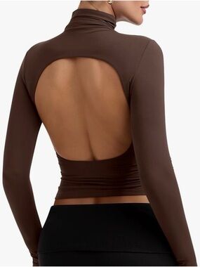 Open-Back Long Sleeve Crop Top in Chocolate Brown